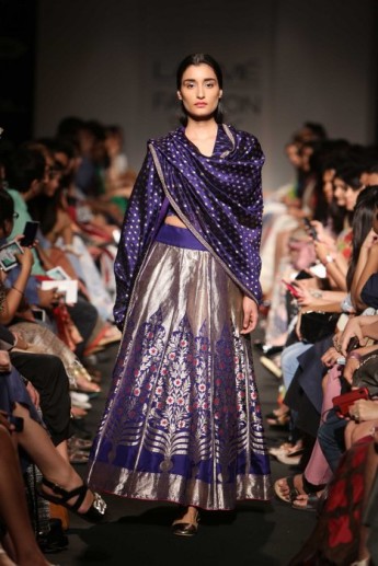 1-raw-mango-sanjay-garg-navy-lehenga