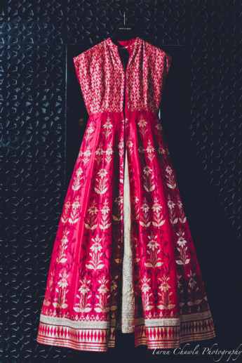 WMG_Red_00048